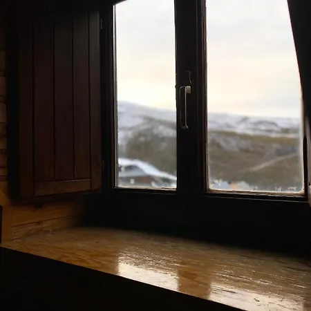 Preciosa Con Vistas A La Montana