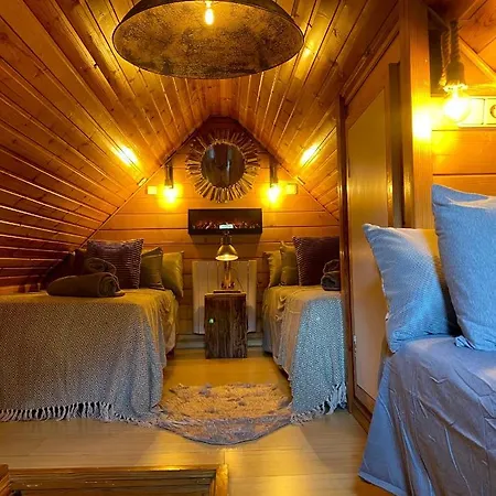 Preciosa Con Vistas A La Montana