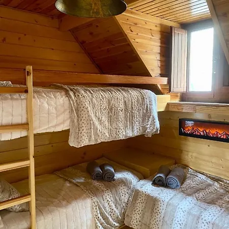 Preciosa Con Vistas A La Montana